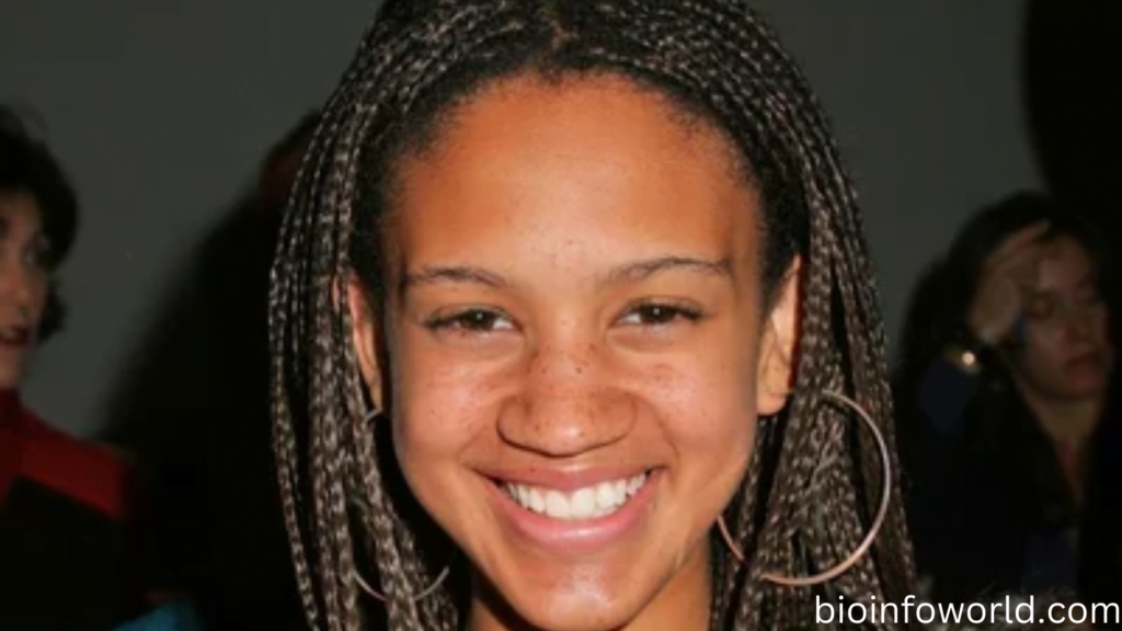 Shadia Simmons